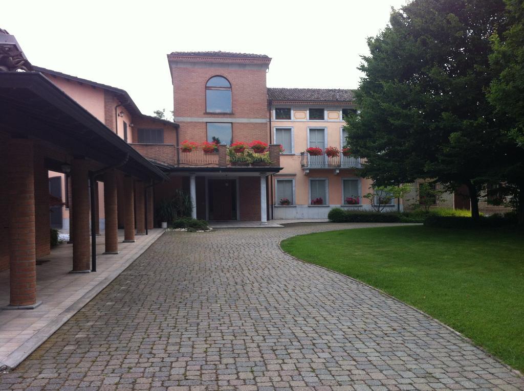 B&B Villa Valchero Carpaneto Piacentino エクステリア 写真