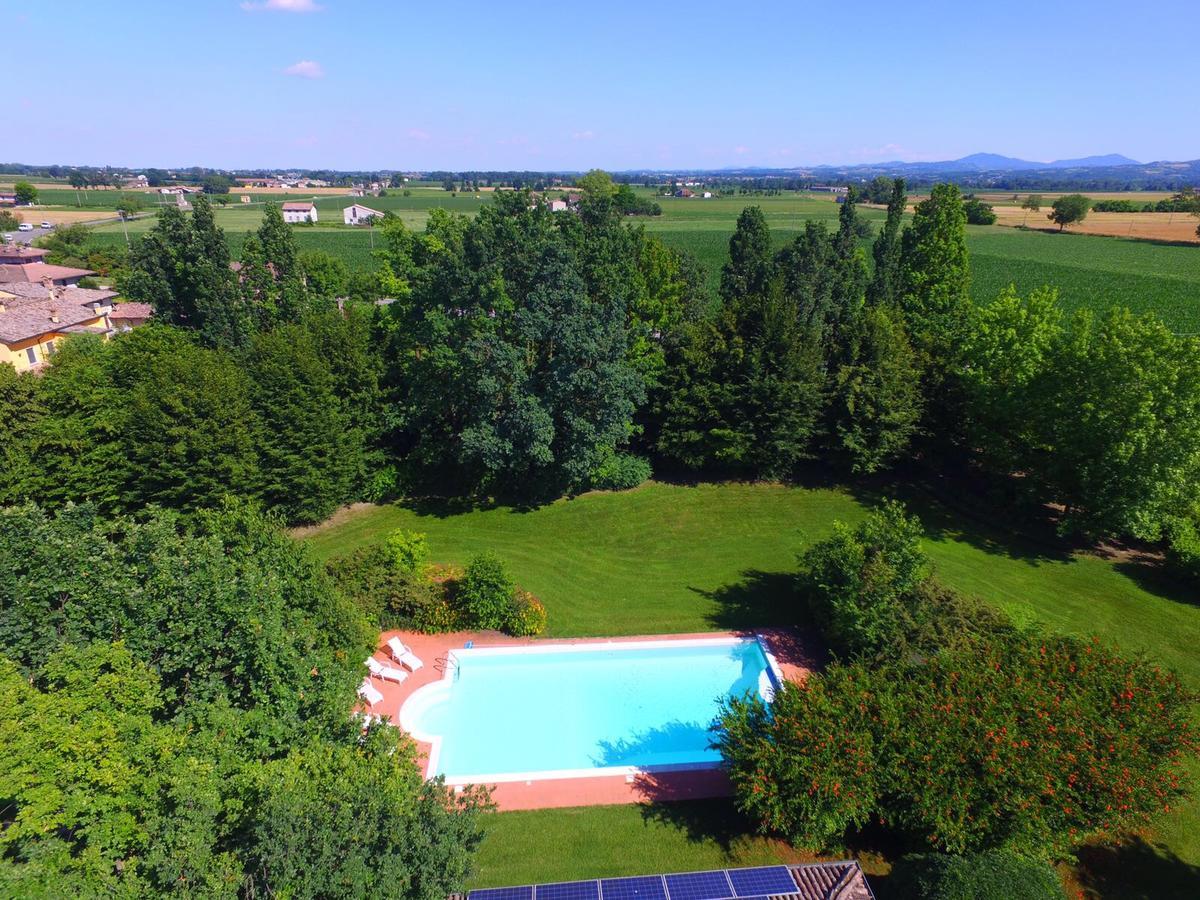 B&B Villa Valchero Carpaneto Piacentino エクステリア 写真